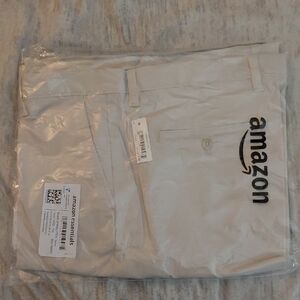 Amazon Essentials Men's Khaki Chinos